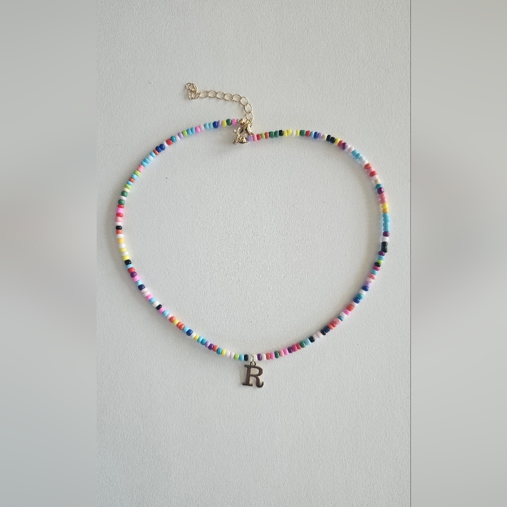 New Colorful initial necklace, R - Picture 3 of 5